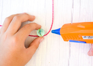 Newton's Cradle Toy