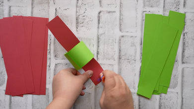 Paper Chain Christmas Wreath