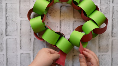 Paper Chain Christmas Wreath